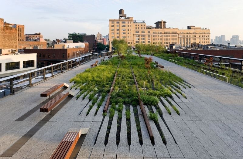 High Line by James Corner Field Operations, Diller Scofidio + Renfro, and Piet Oudolf
